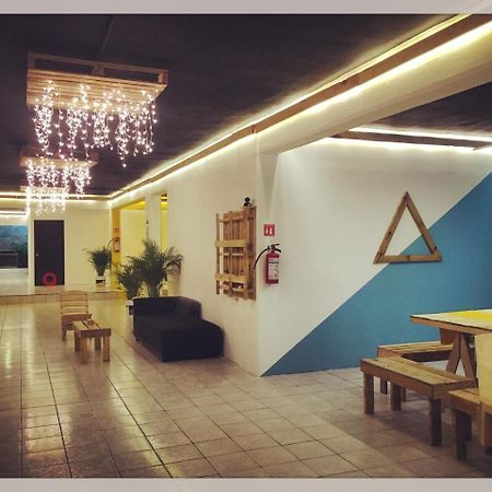 Morenita Linda Hostel Cancún Extérieur photo